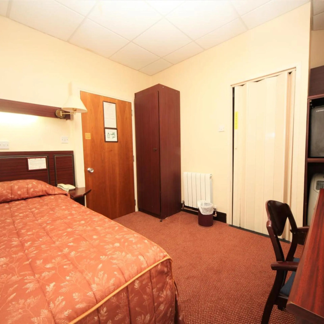 Photo - Bristol Hotel