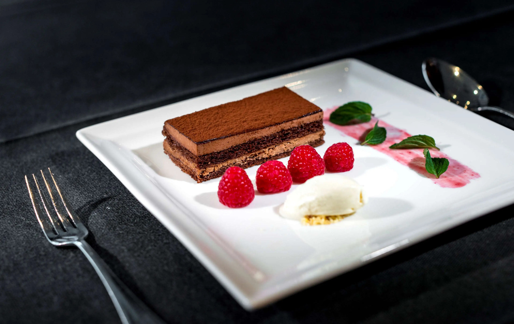 Photo - HERMITAGE Lake Lucerne - Beach Club & Lifestyle Hotel