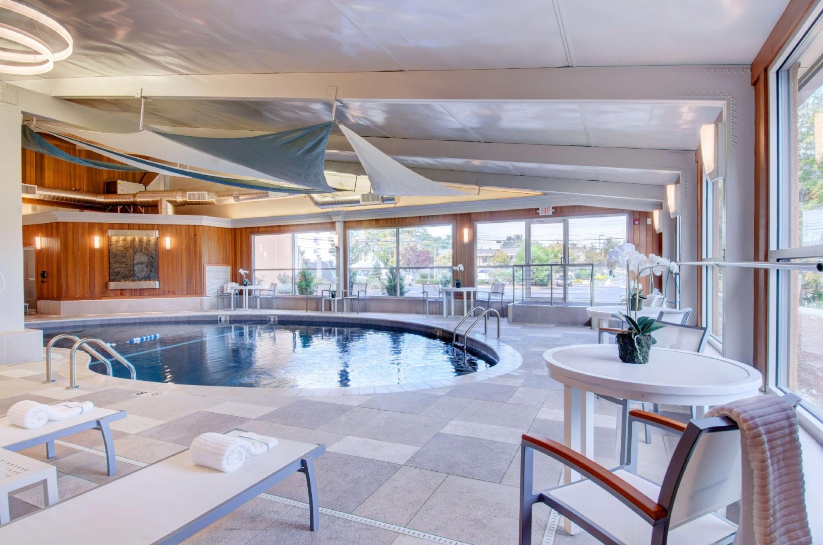 Foto - Best Western Plus Waltham Boston