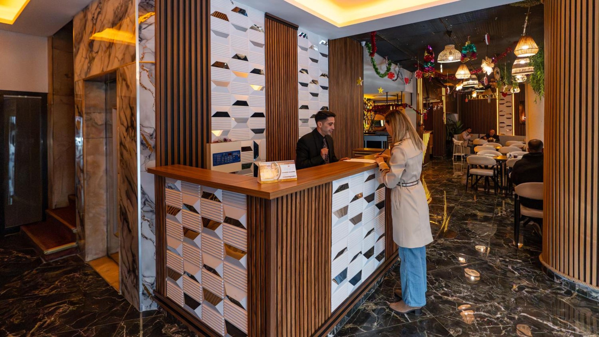 Photo - Hotel Diana