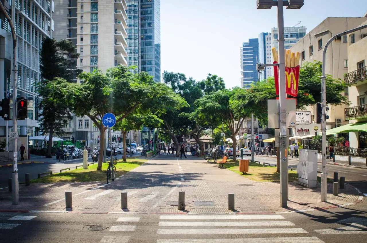 Photo - Theodor Rothschild Tel-Aviv