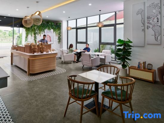 Photo - The Peninsula Phnom Penh