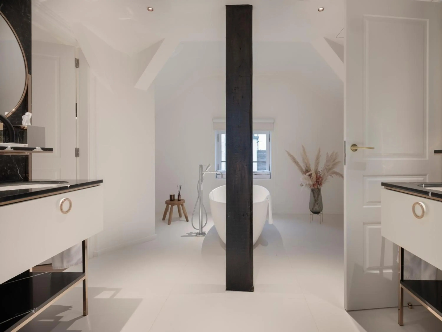 Photo - Maison Colbert, member of Meliá Collection  Notre-Dame