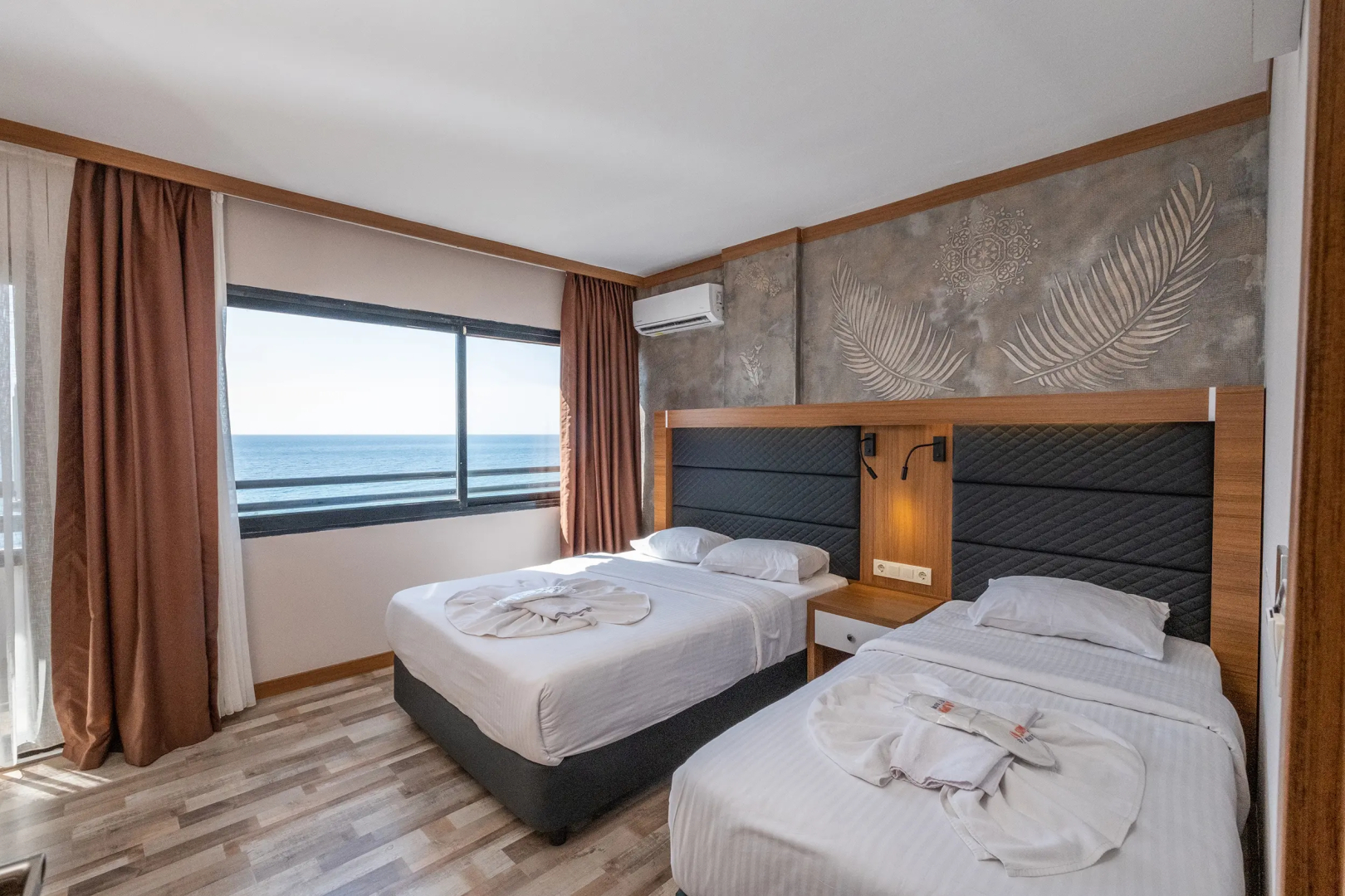 Photo - Sunday Beach Hotel