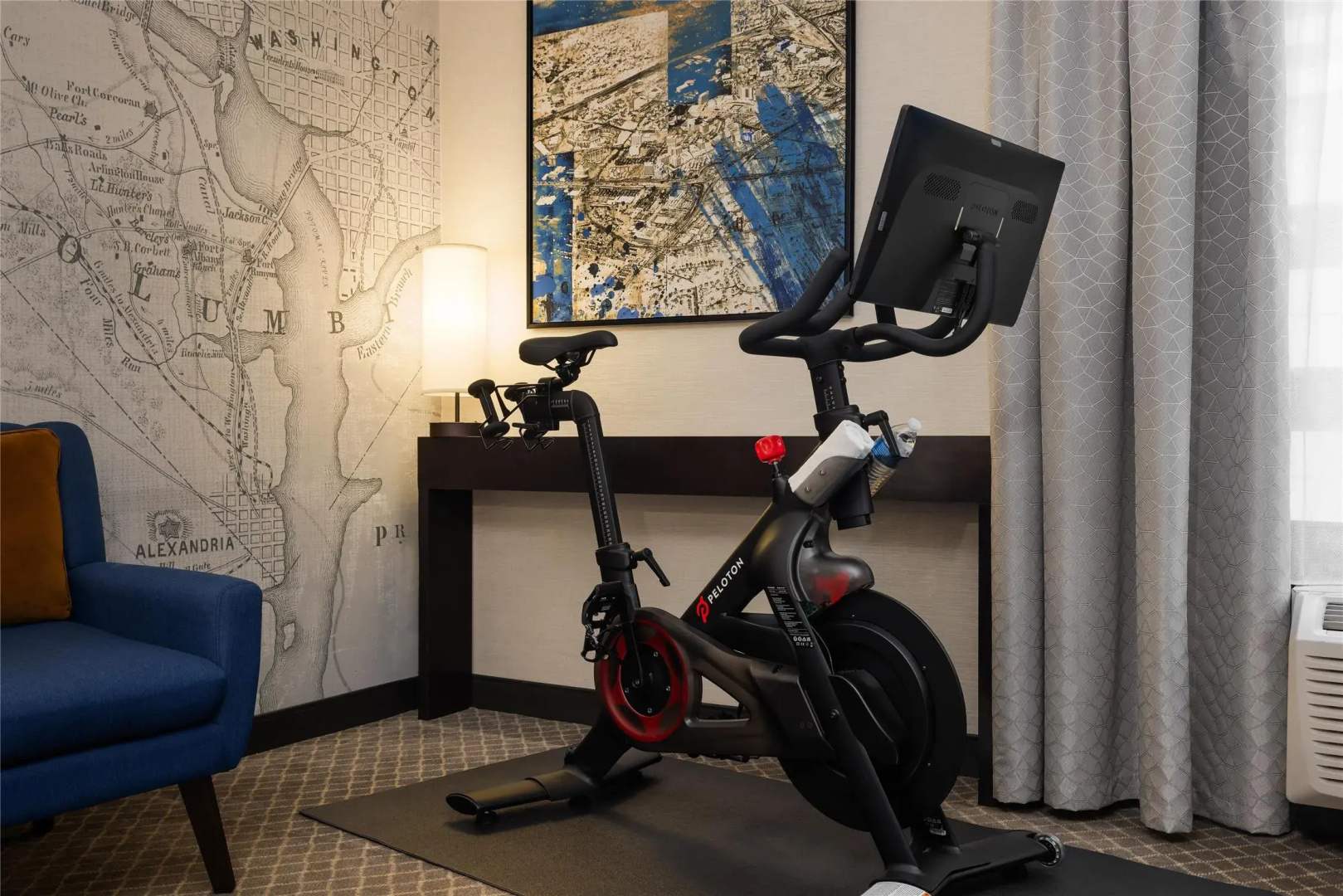 Foto - Doubletree by Hilton McLean Tysons