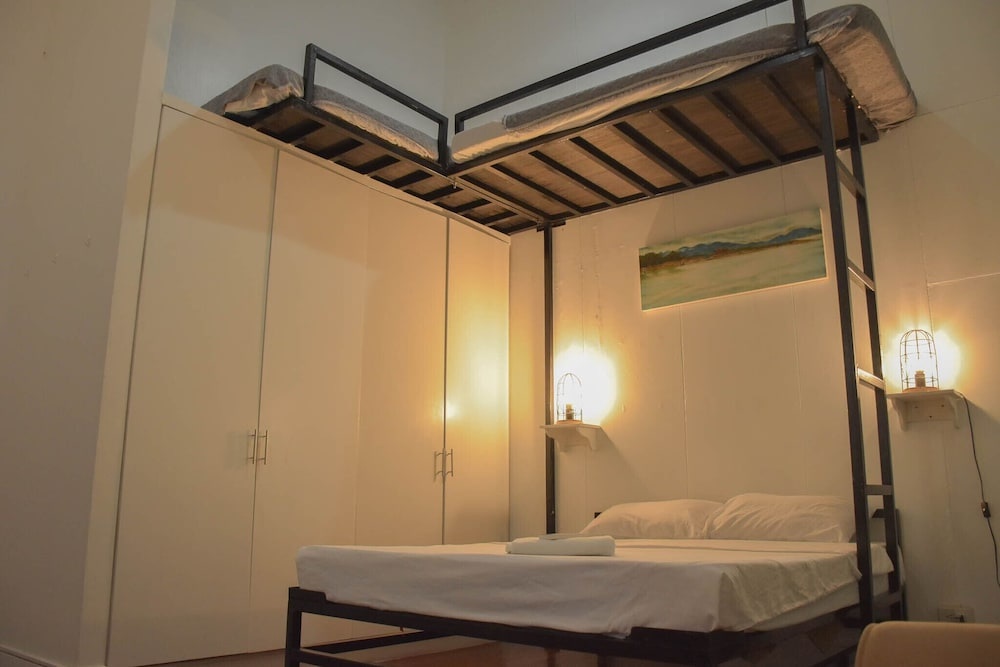 Baybayin Hostel and Co-Live