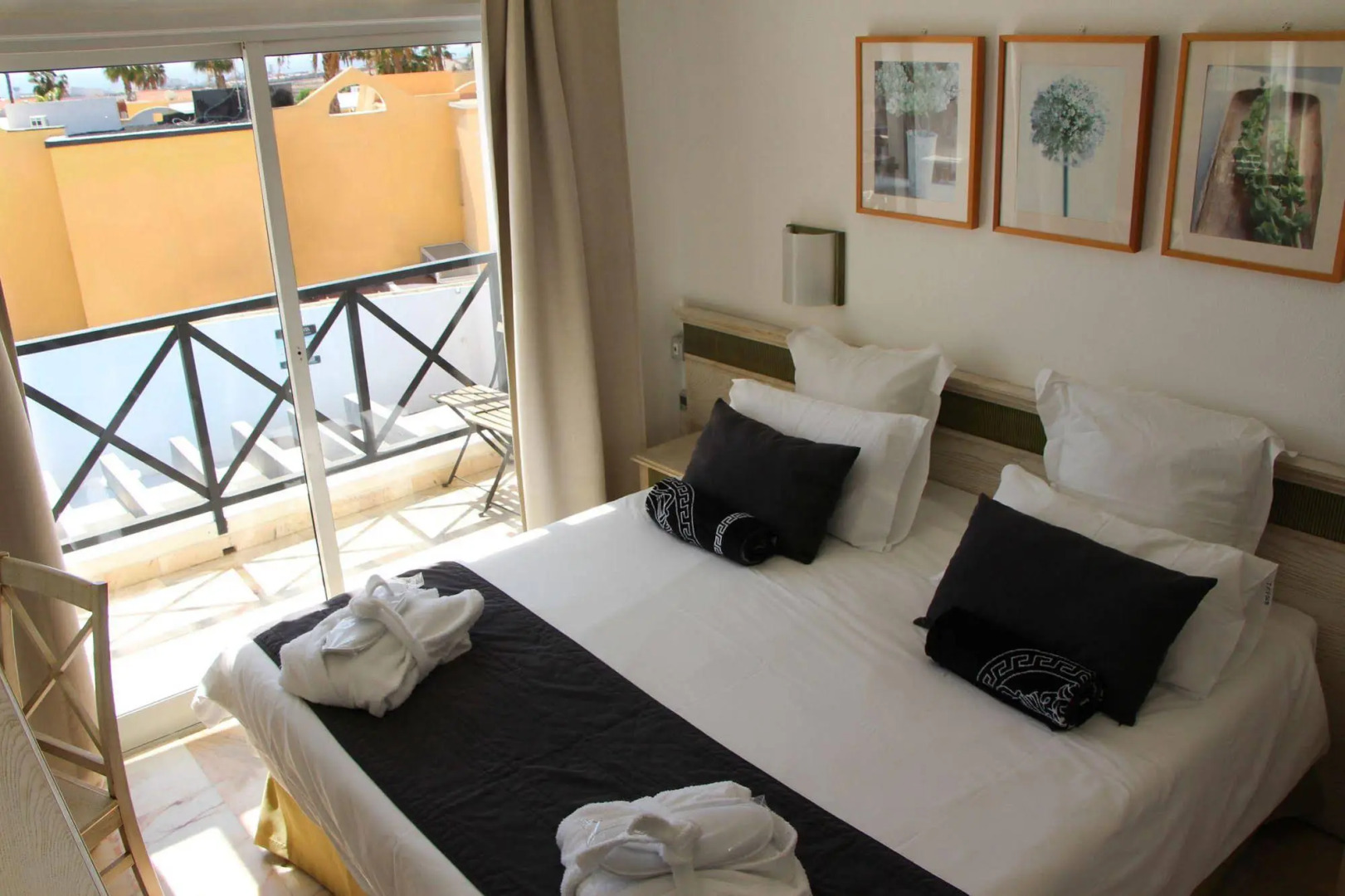 Photo - Vista Bonita - Gay and Lesbian Only Resort