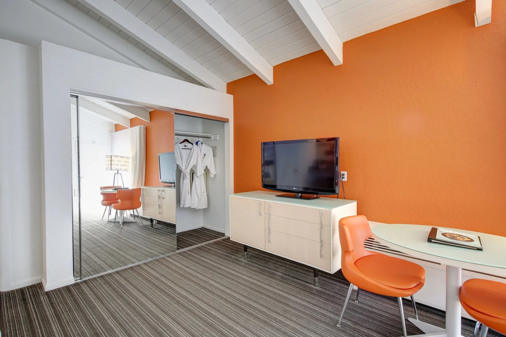 Photo - Inn at Venice Beach