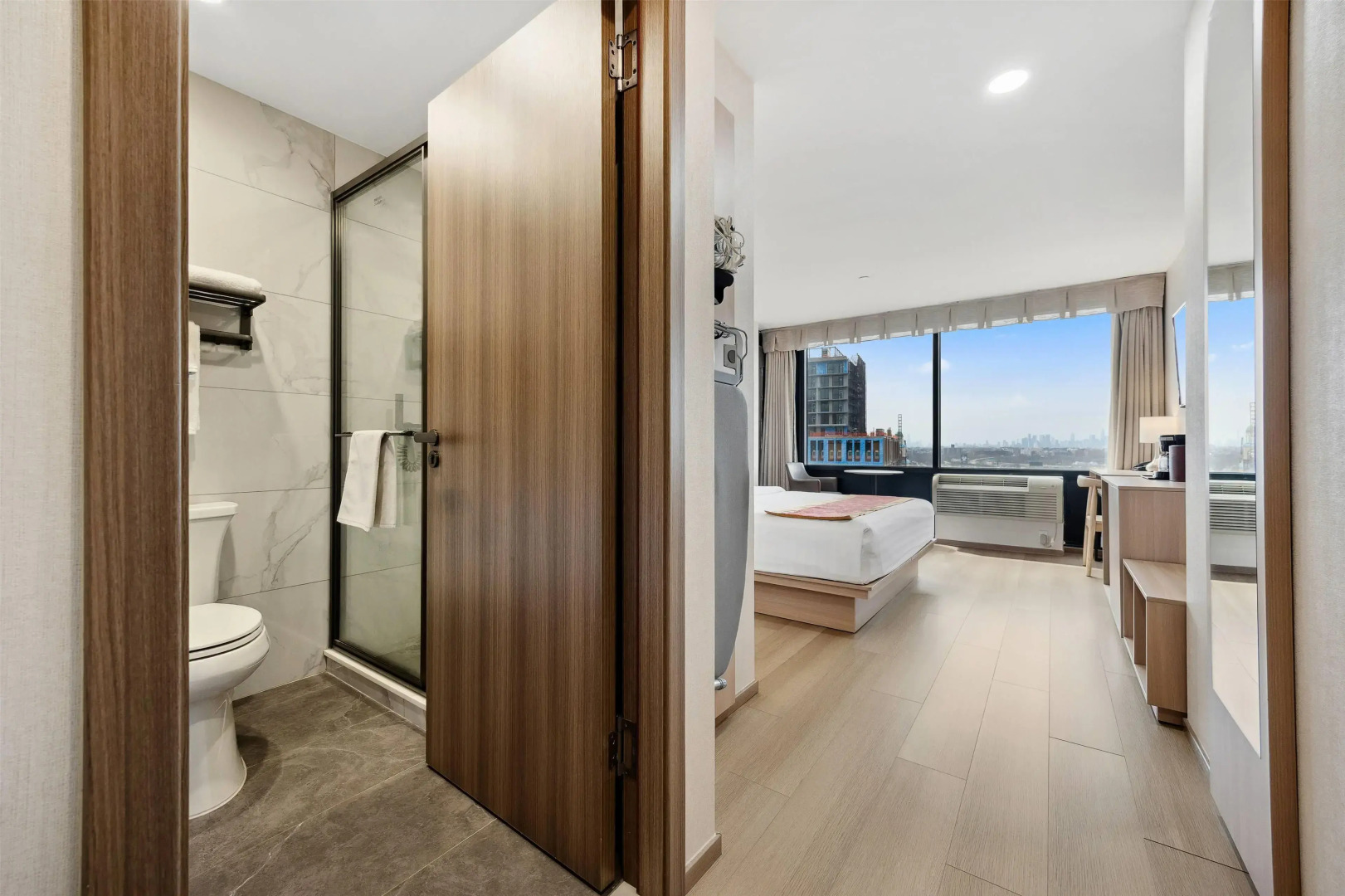 Foto - Ramada by Wyndham Flushing Queens