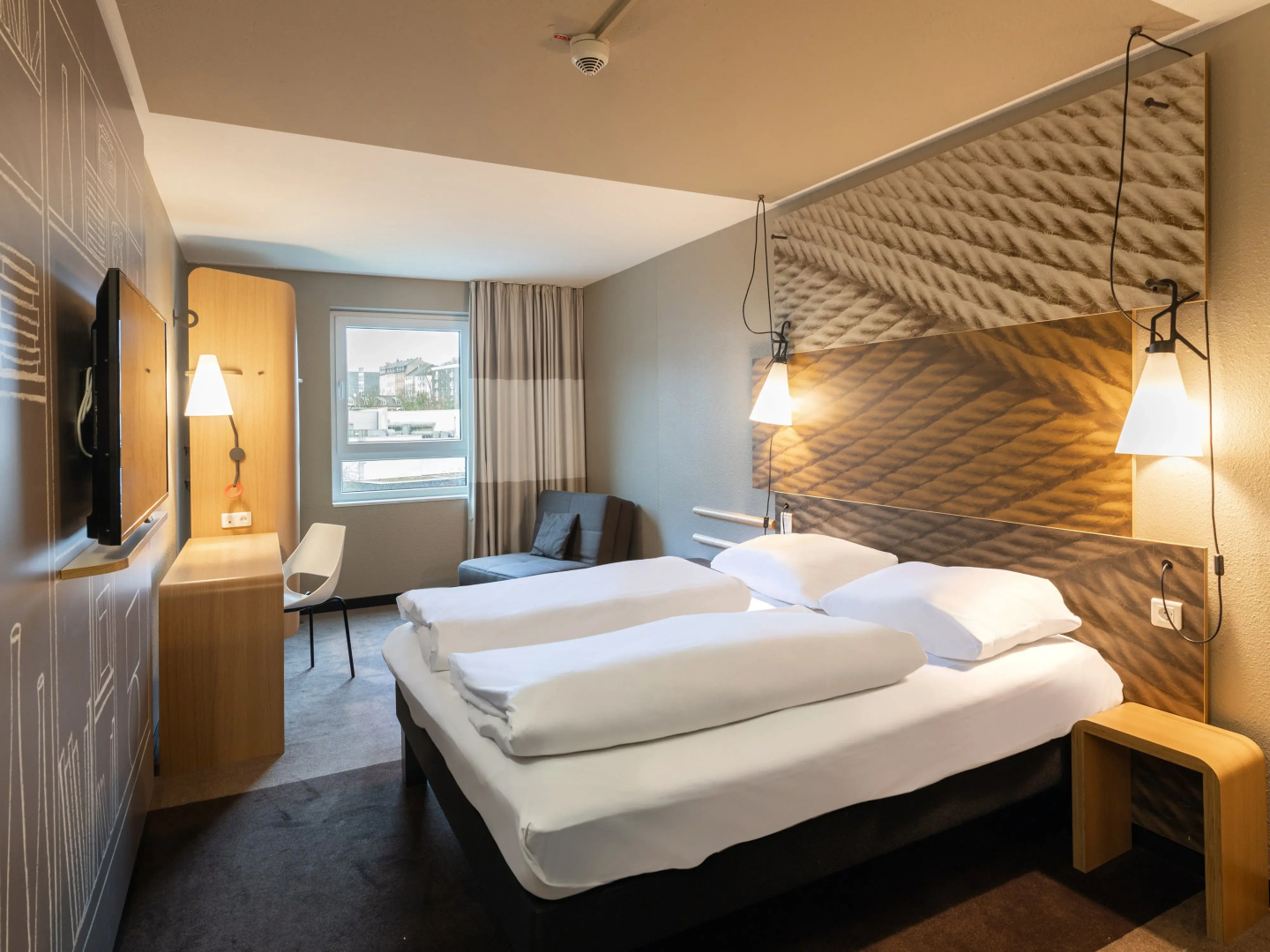 Foto - B&B HOTEL Wuppertal-City