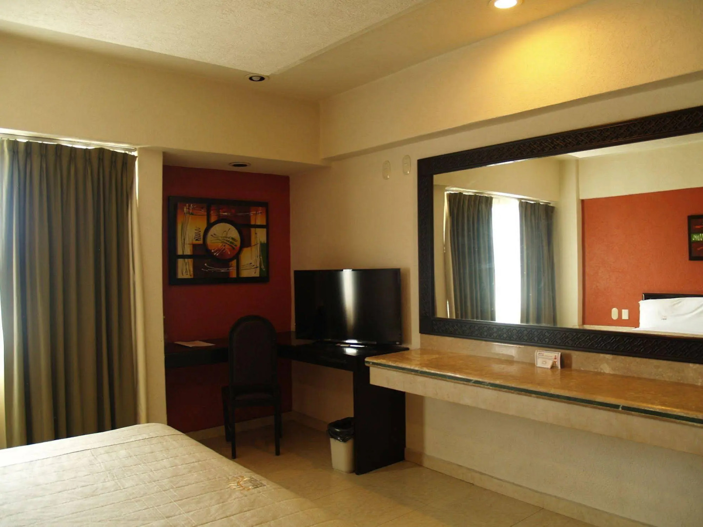 Foto - Hotel Real Del Sol - Zona Expo Industrial