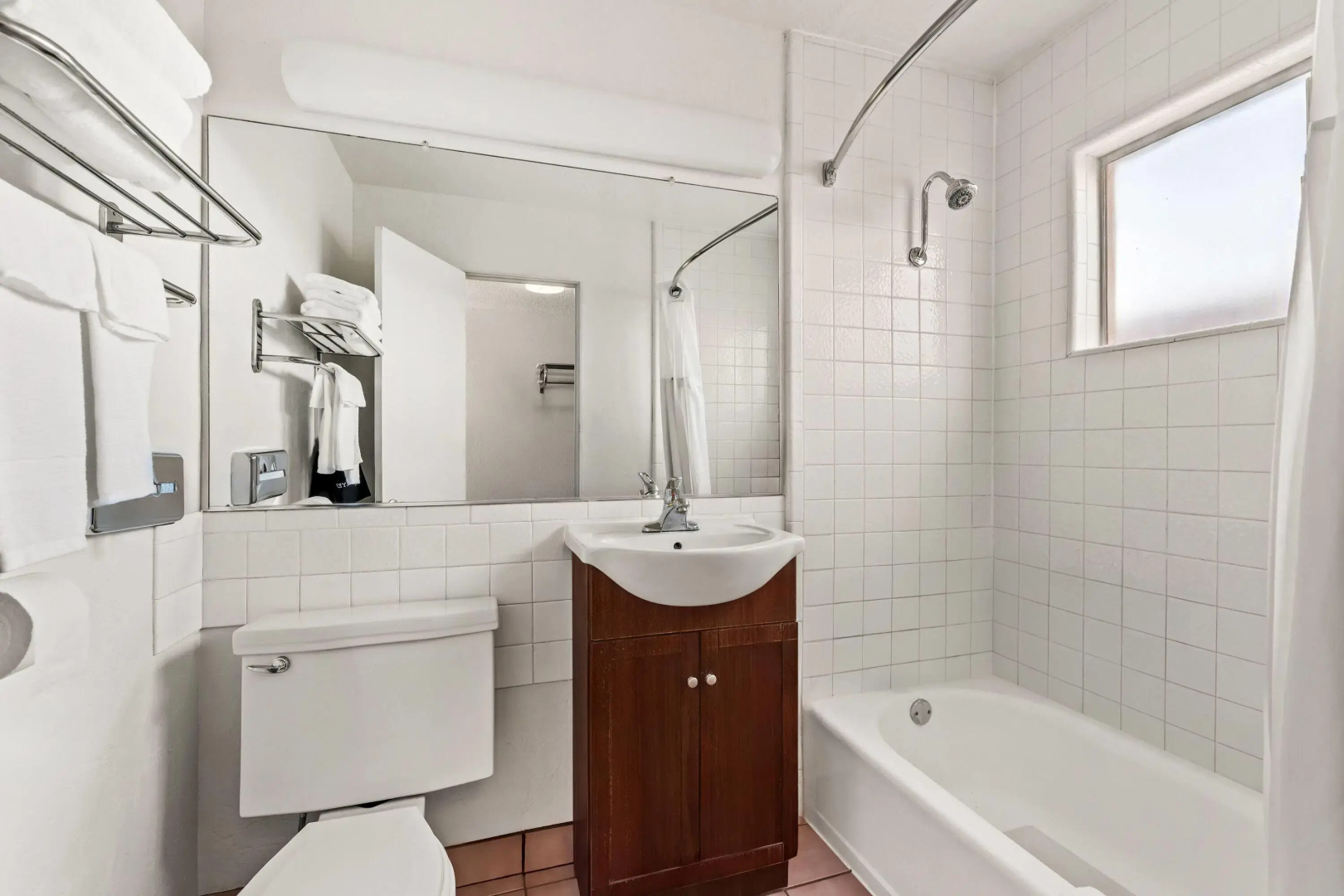 Photo - Travelodge by Wyndham Page, View of Lake Powell