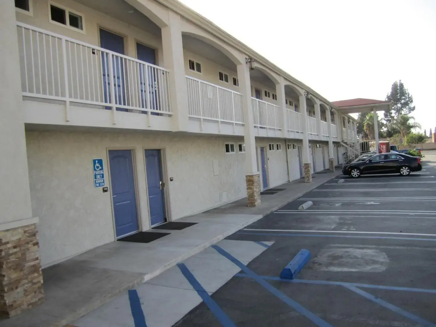Foto - Motel 6 Anaheim, CA