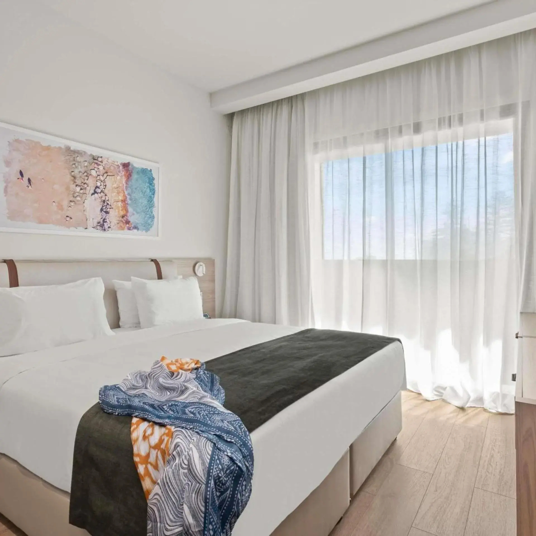 Foto - Mercure Larnaca Finikoudes Beach