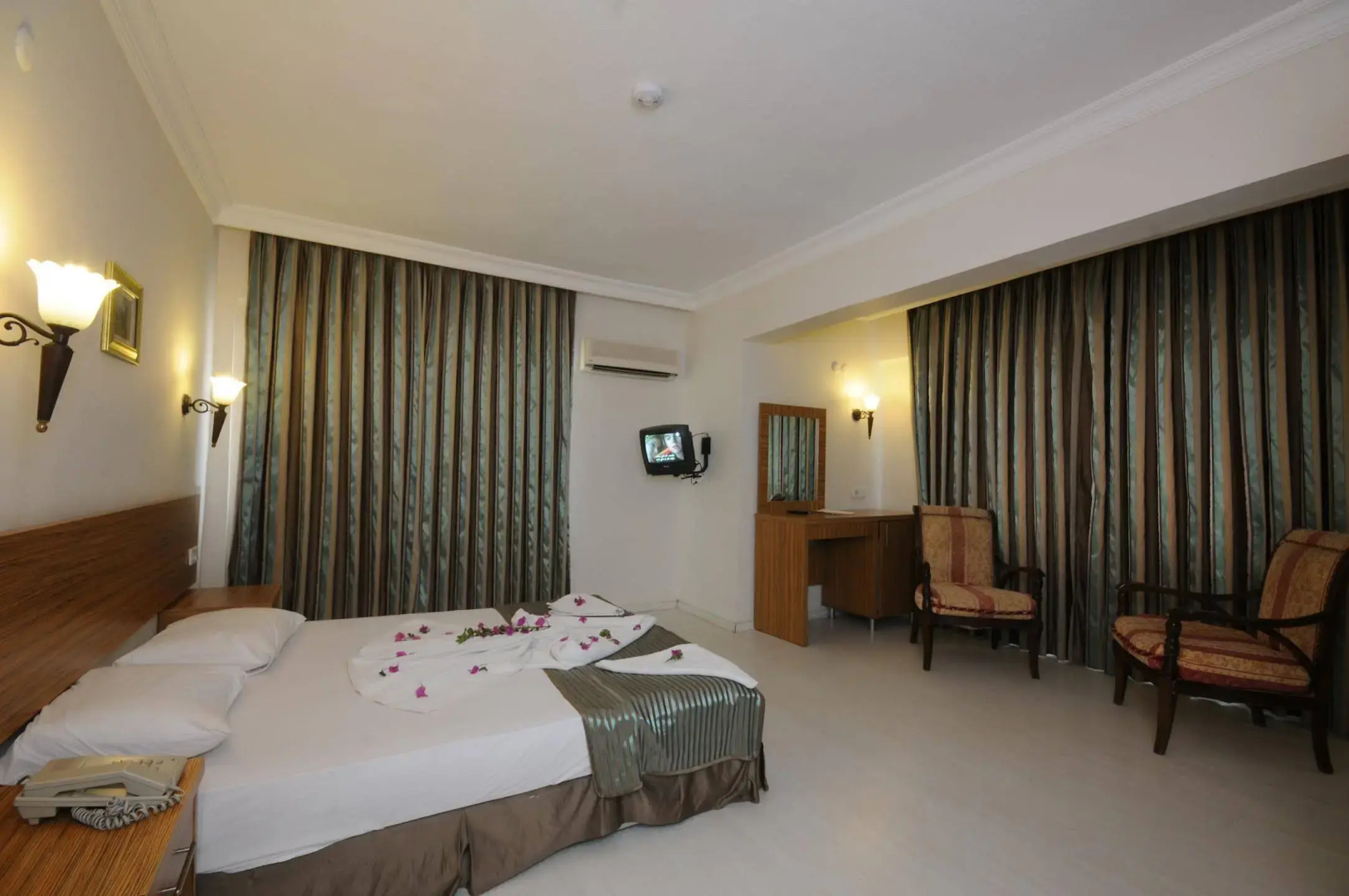 Photo - Mert Seaside Hotel