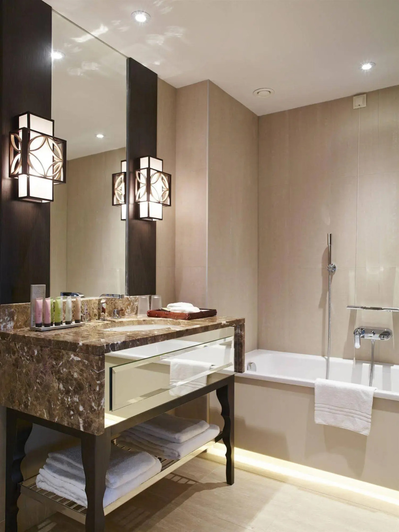 Photo - Dona Filipa Hotel