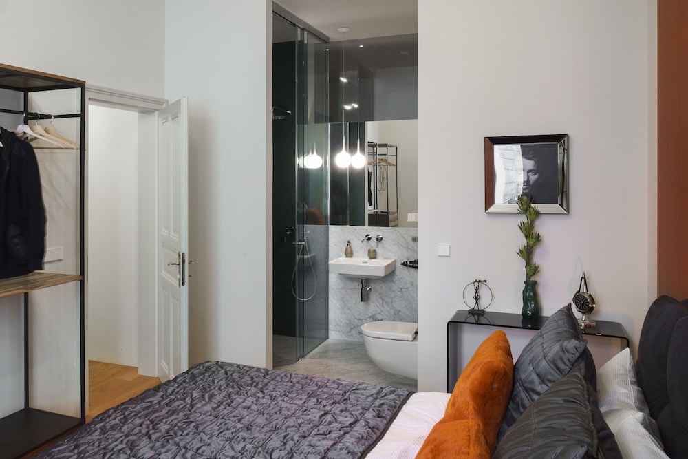Photo - MN6 Luxury Suites by Adrez Living