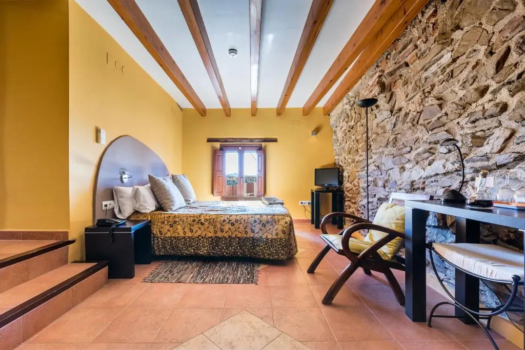 Photo - Hotel & Restaurant Cal Llop