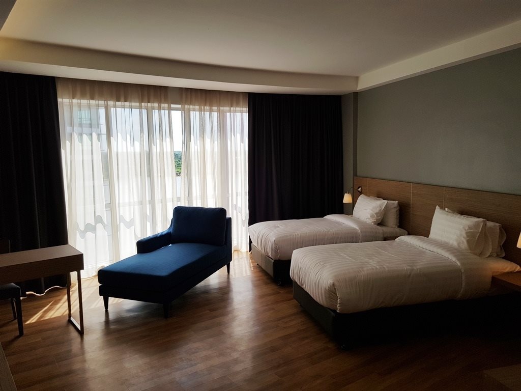 Win Hotel