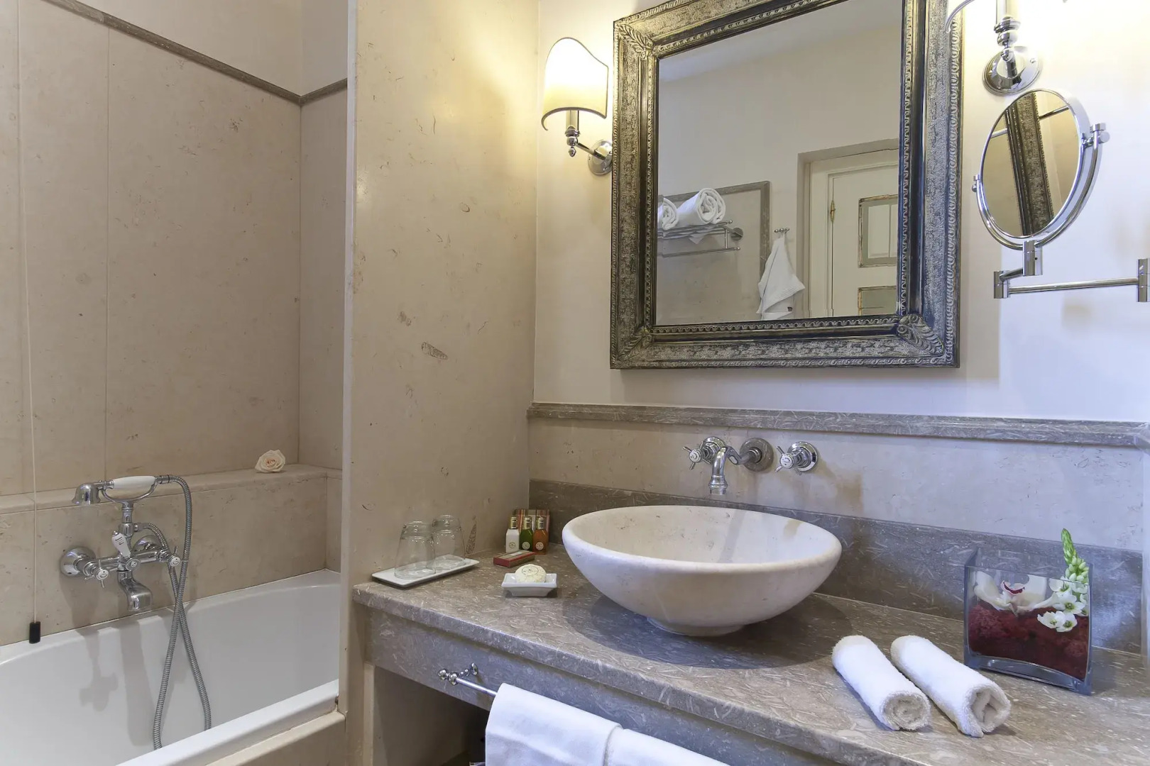 Foto - Donna Camilla Savelli - VRetreats