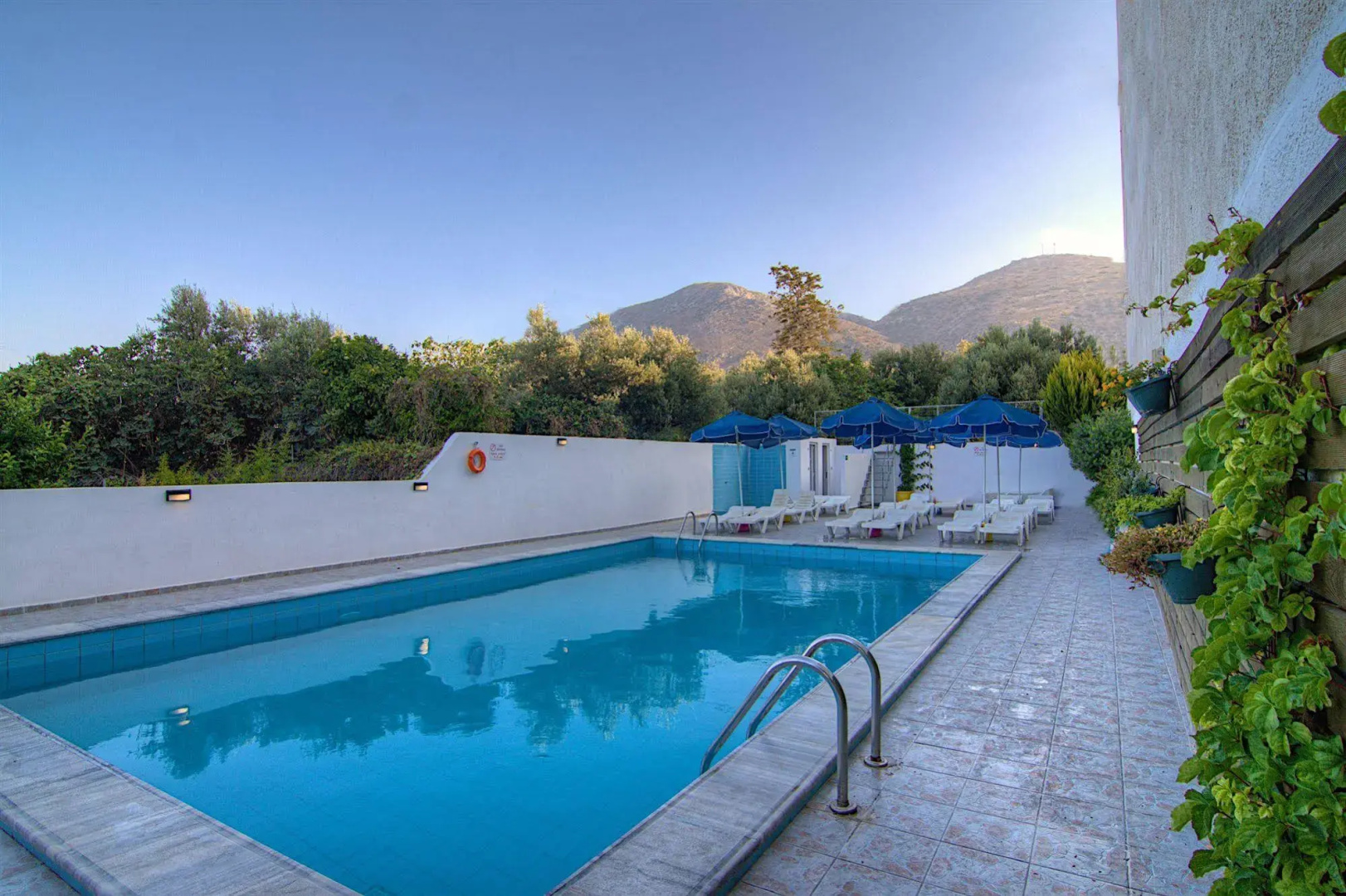 Photo - Sergios Hotel