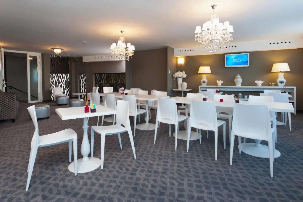 Foto - Ténéo Apparthotel Talence - Arthena