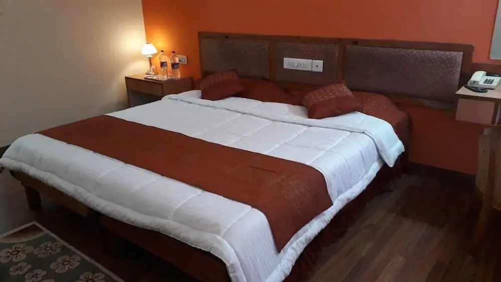 Swapanlok Farms And Resorts