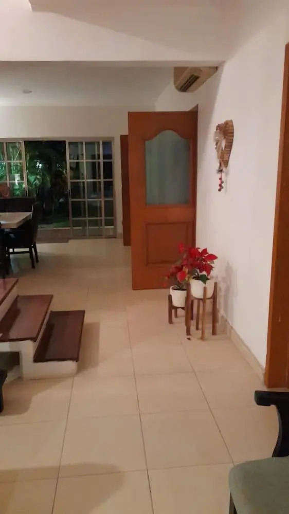 Photo - La Maison BLEUE