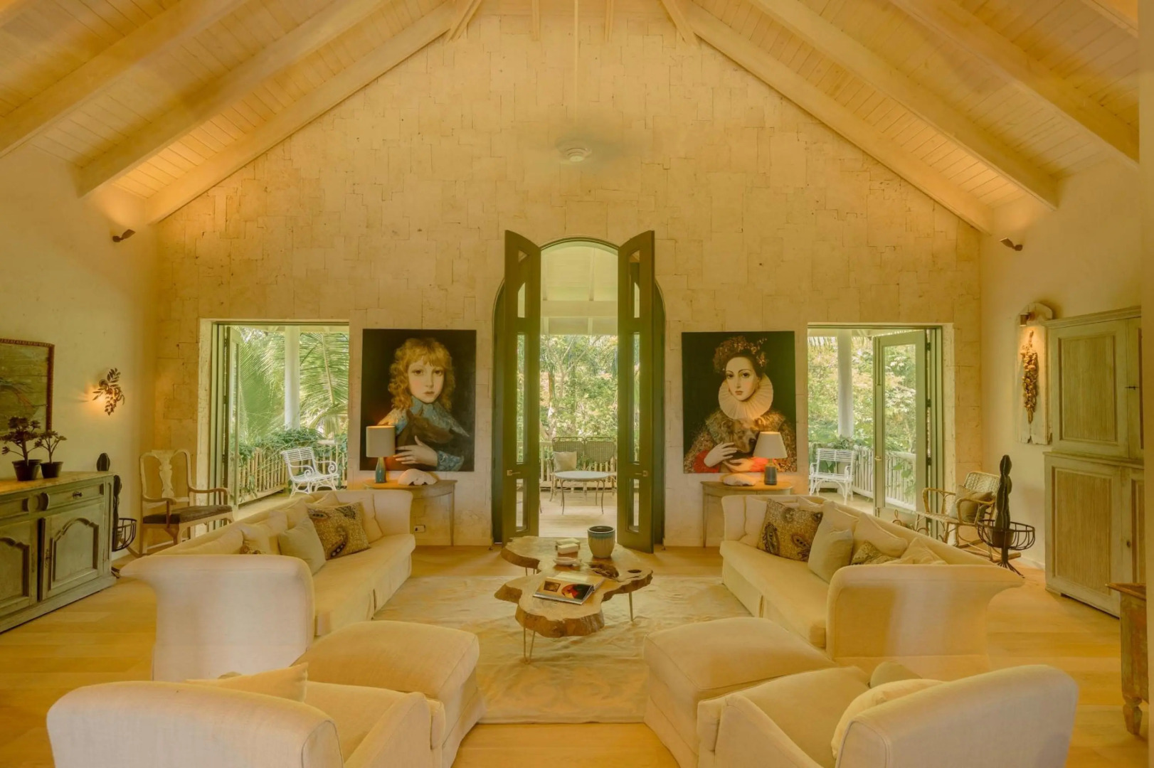 Foto - One-of-a-kind villa with open spaces and amazing views in luxury beach resort