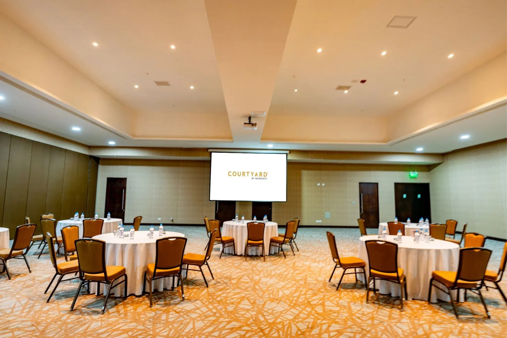 Foto - Courtyard by Marriott Santiago Airport
