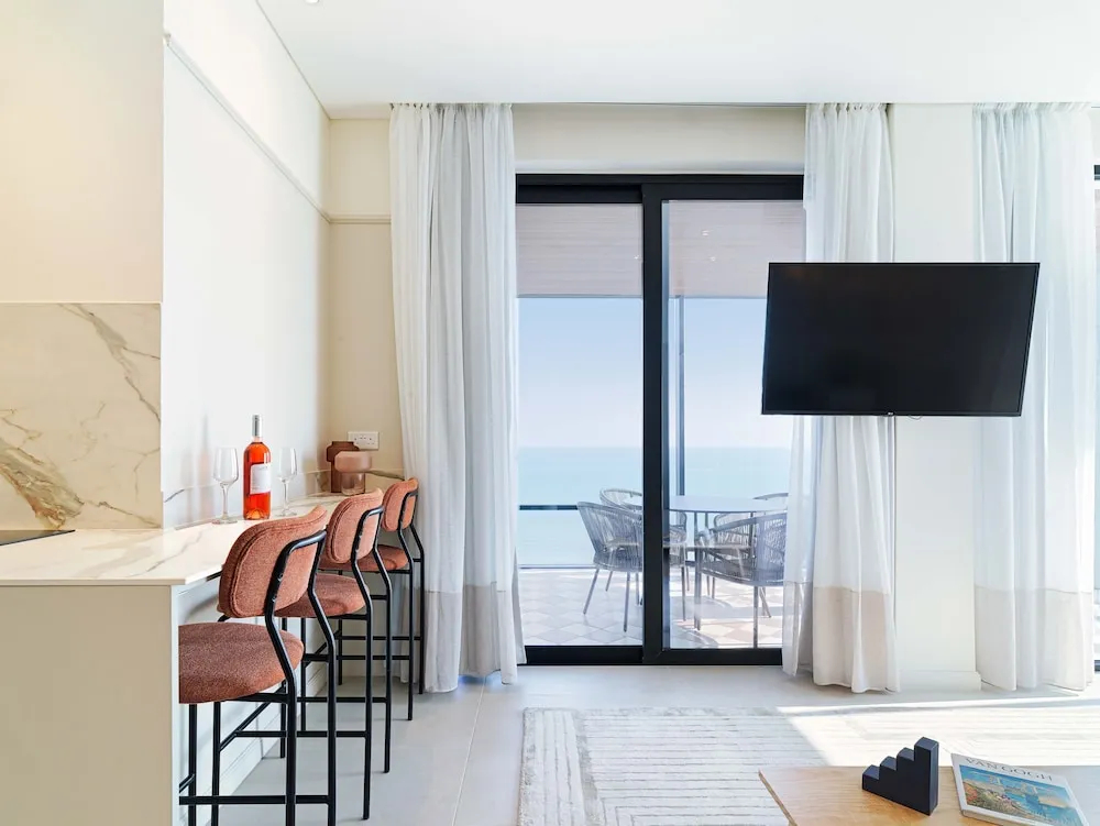 Photo - LIV Mackenzie Beach Suites Larnaca ADULTS ONLY