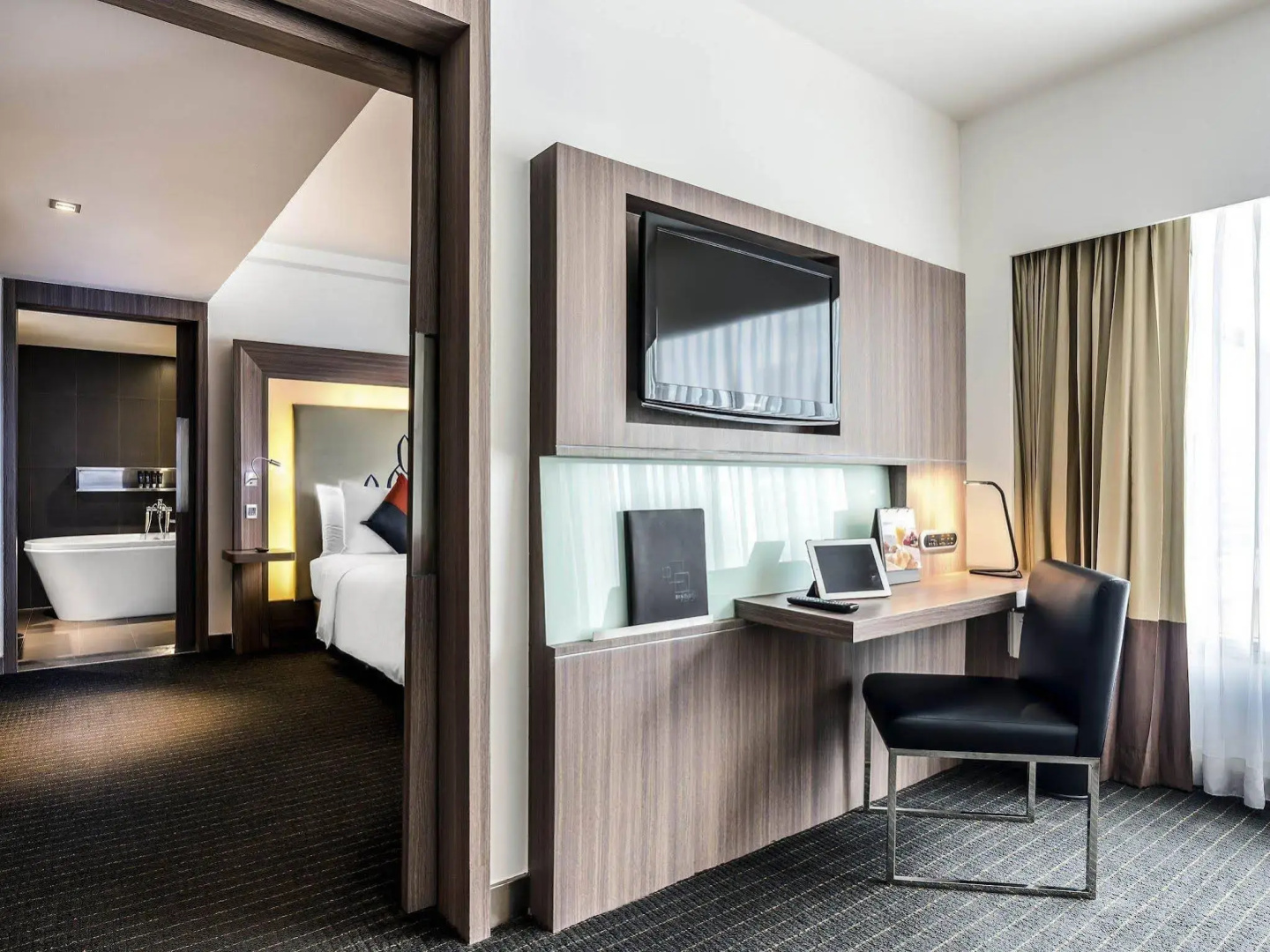 Foto - Hilton Garden Inn Bangkok Silom