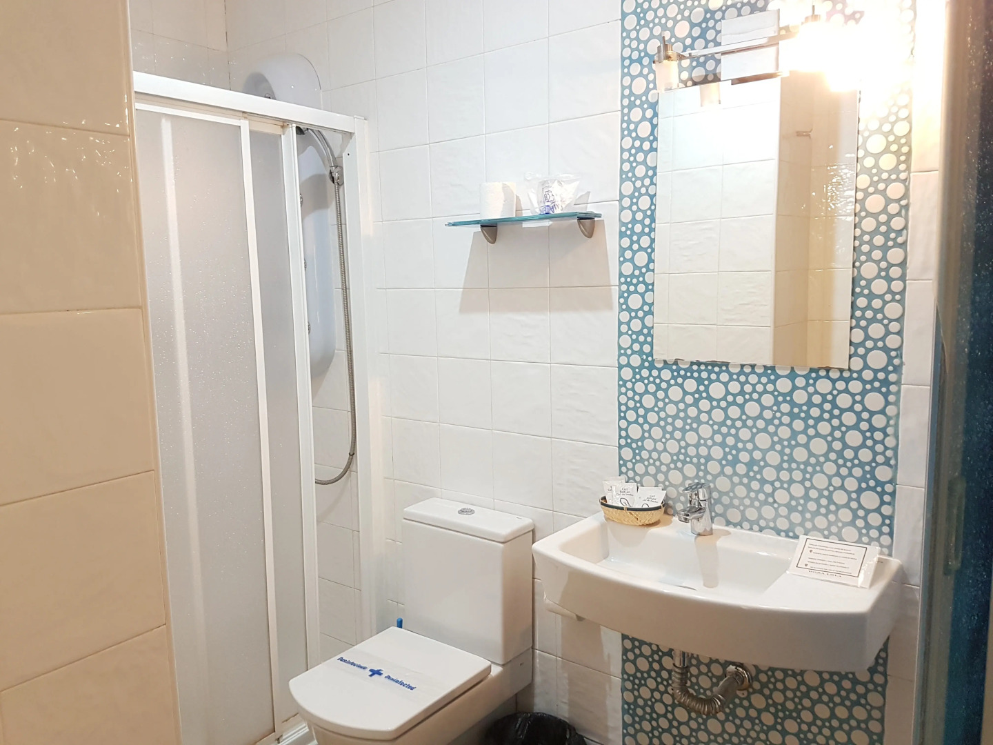 Photo - Hotel y Apartamentos Doña Lola