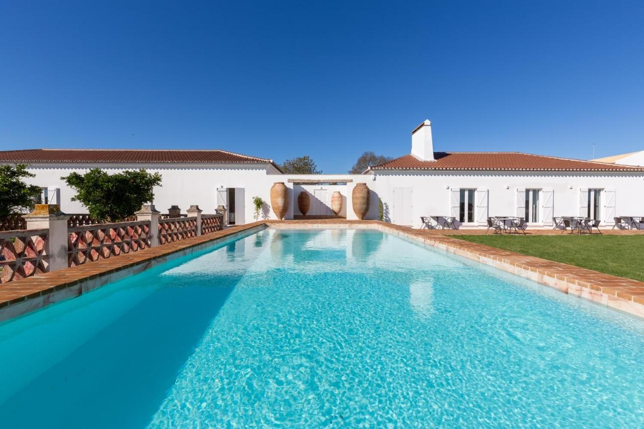 Photo - Cenoura-Brava Villas & Suites.