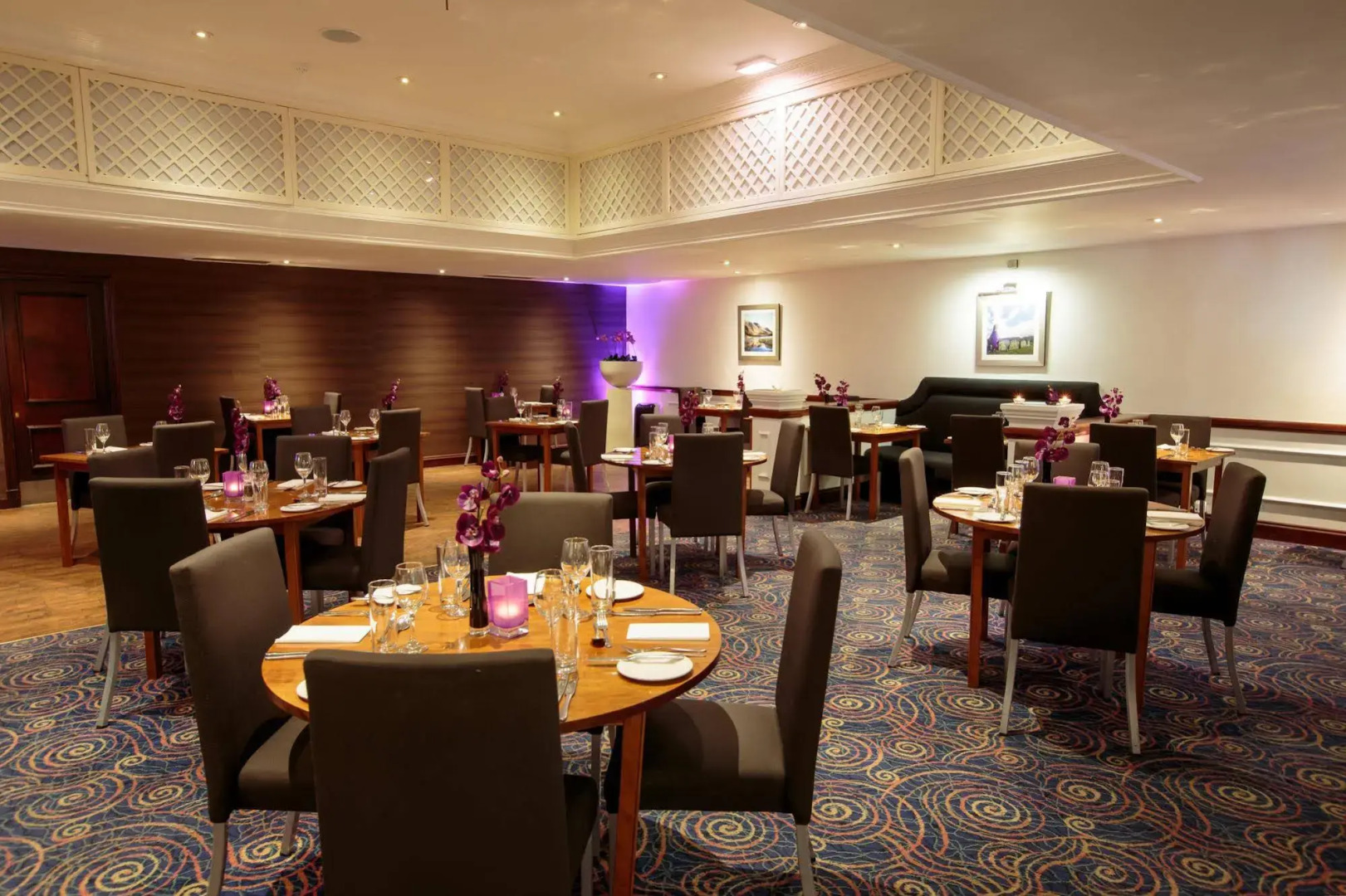 Photo - The Aberdeen Altens Hotel