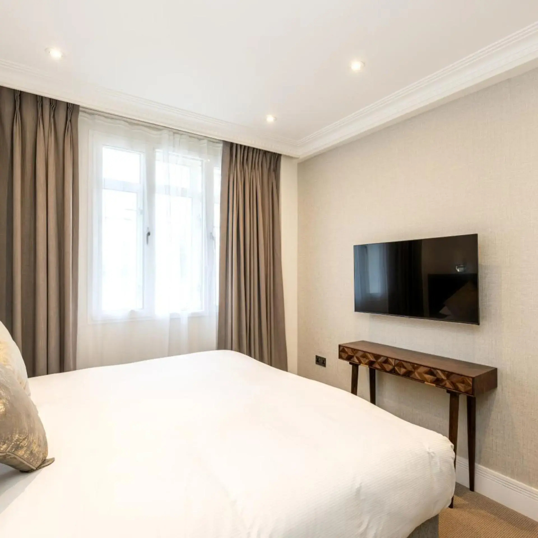 Photo - Fountain House Apartments - Hyde Park, London