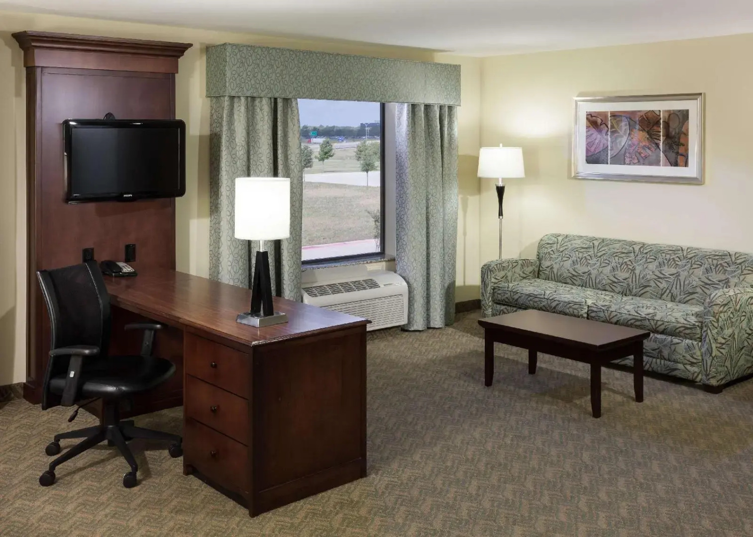 Photo - Hampton Inn & Suites Dallas-Arlington-South