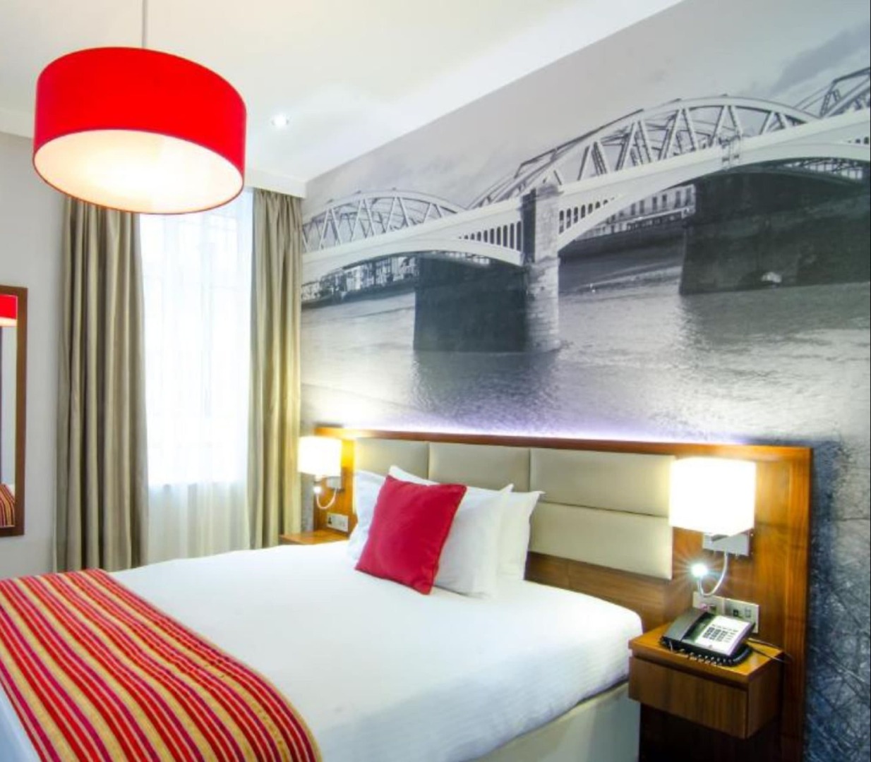 Photo - Seraphine Hammersmith Hotel