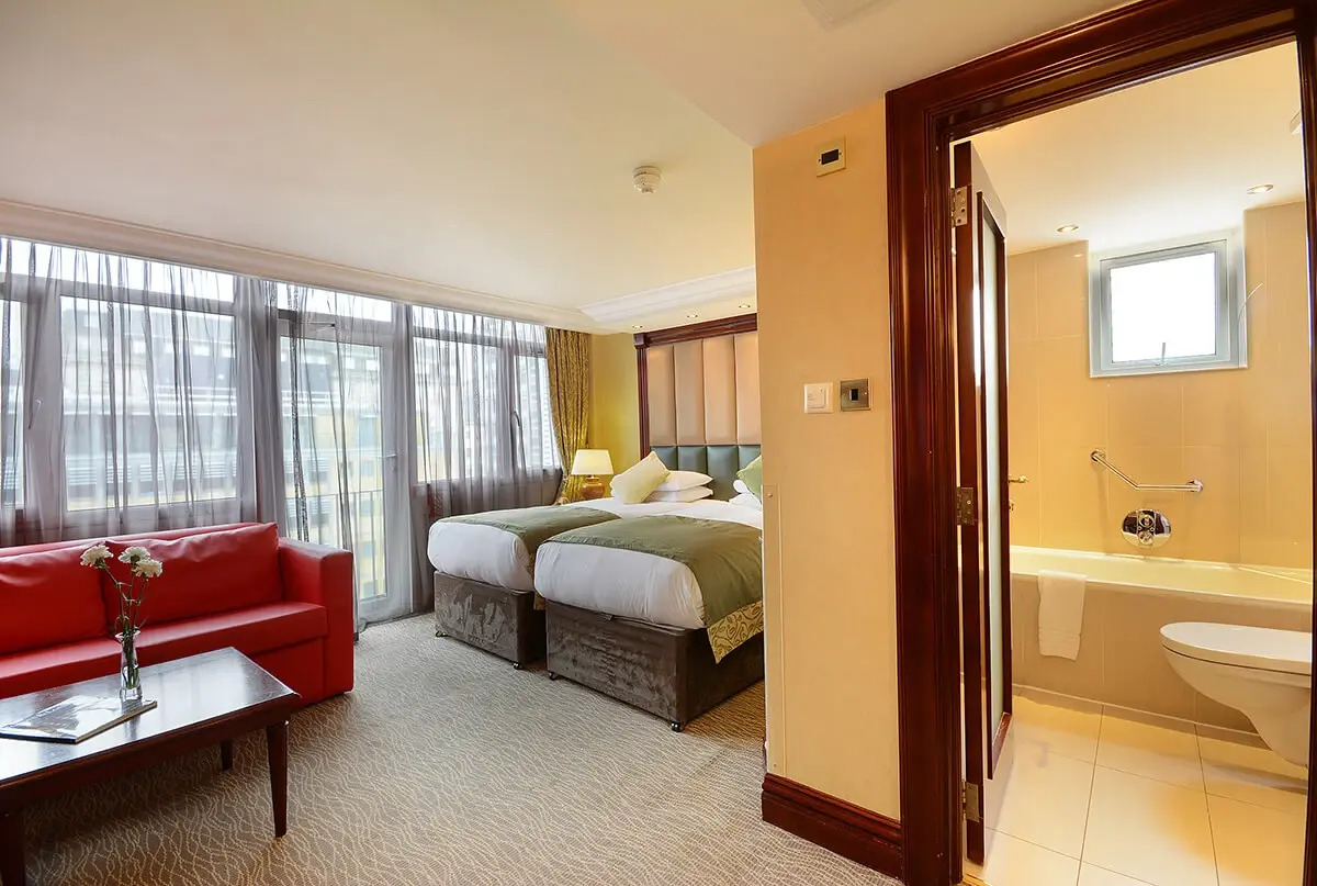 Photo - Montcalm Chilworth Townhouse