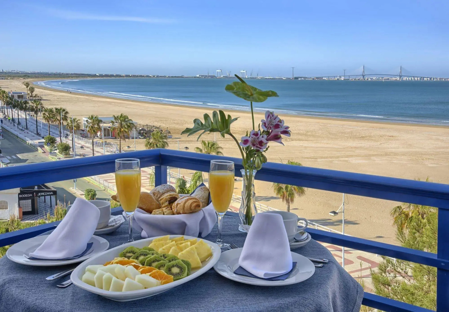 Photo - Hotel Puerto Bahía & Spa