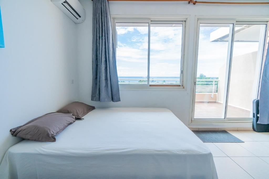Diva Nui Cosy Studio wOcean View next to Hilton Faaa