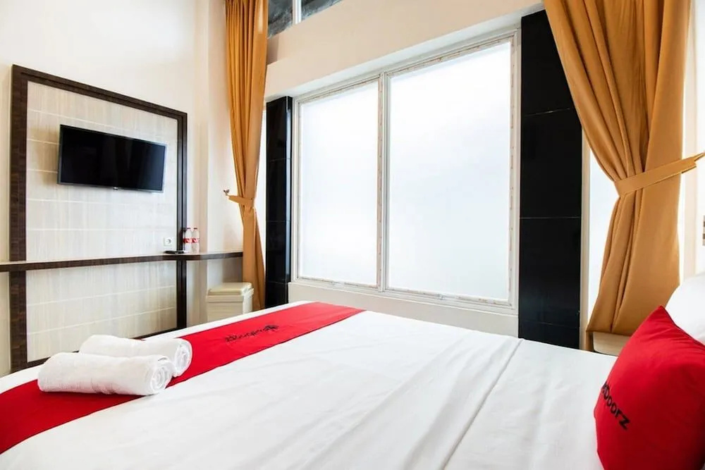 Photo - RedDoorz Plus @ Centrium Katamso Medan