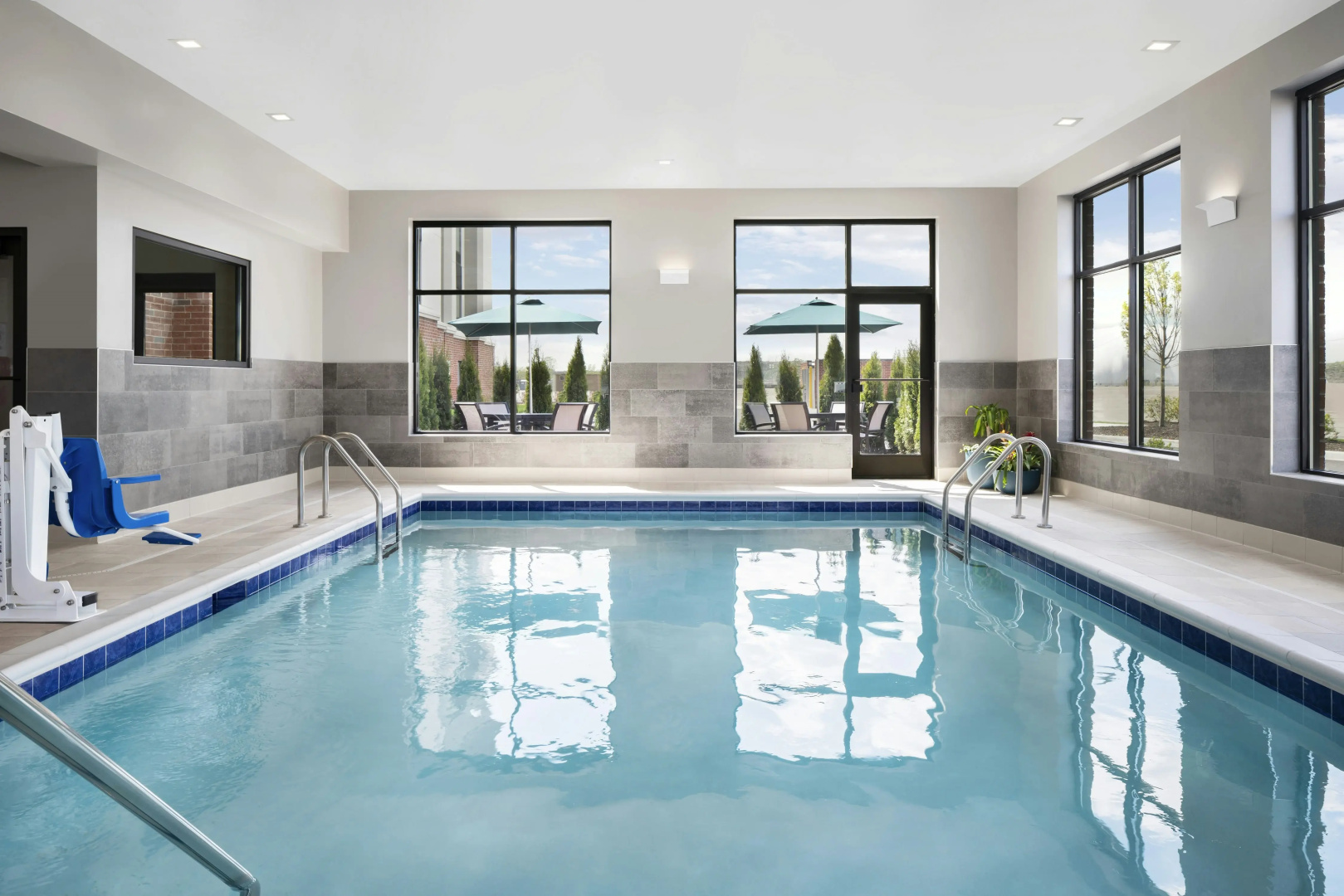 Photo - Hampton Inn & Suites Bridgeview Chicago