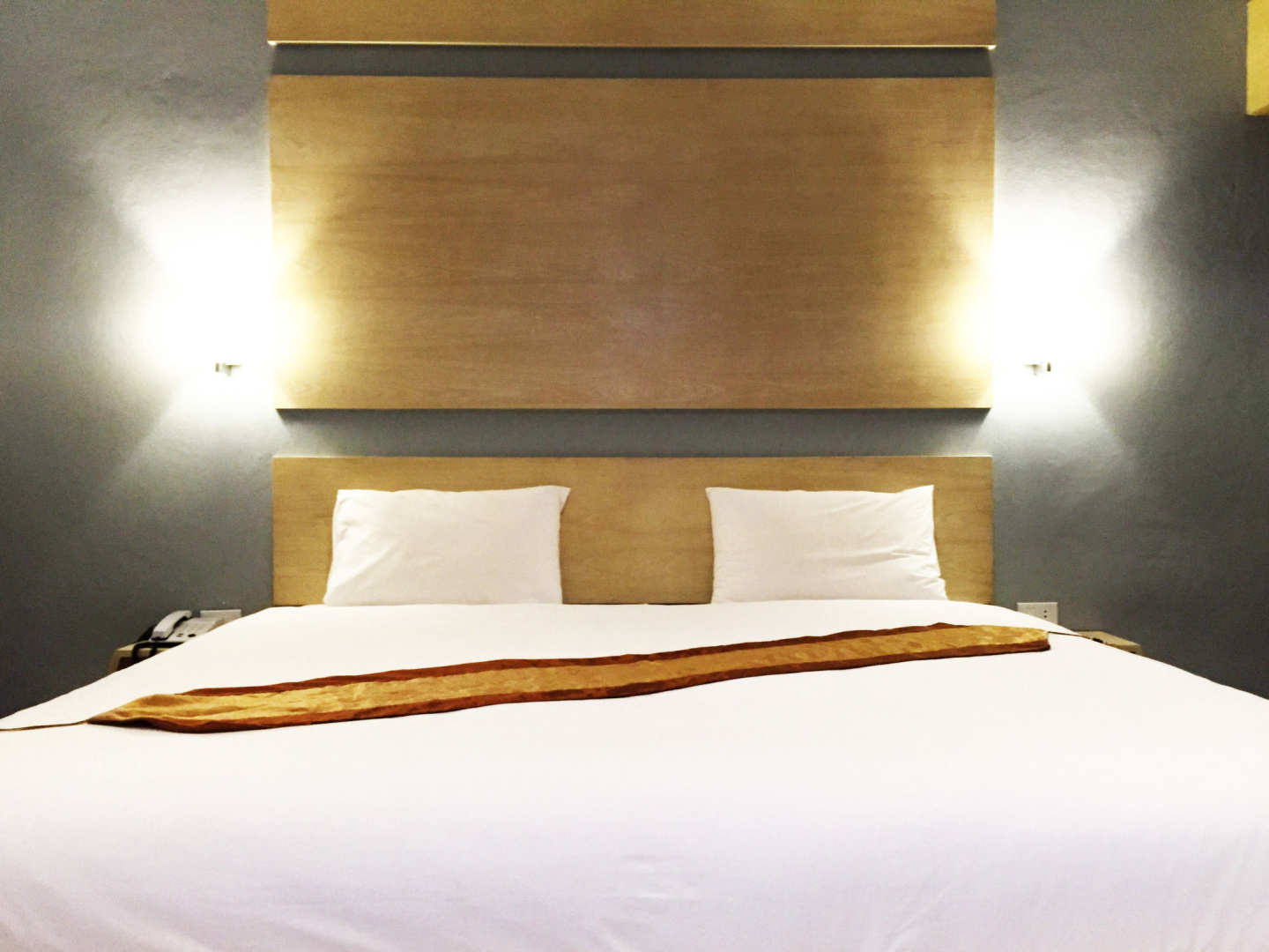 NH Elegant Hotel
