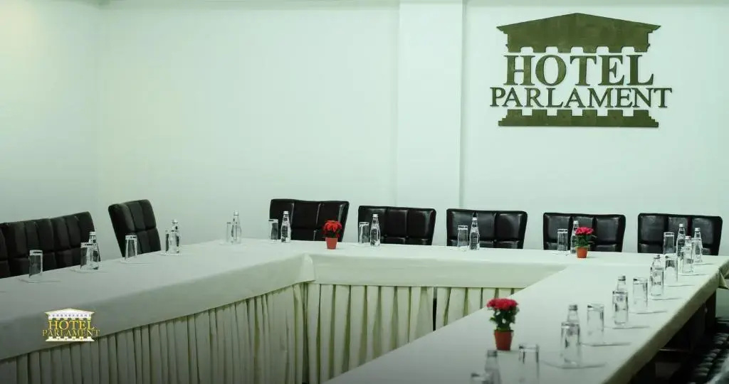 Photo - Parlament Hotel