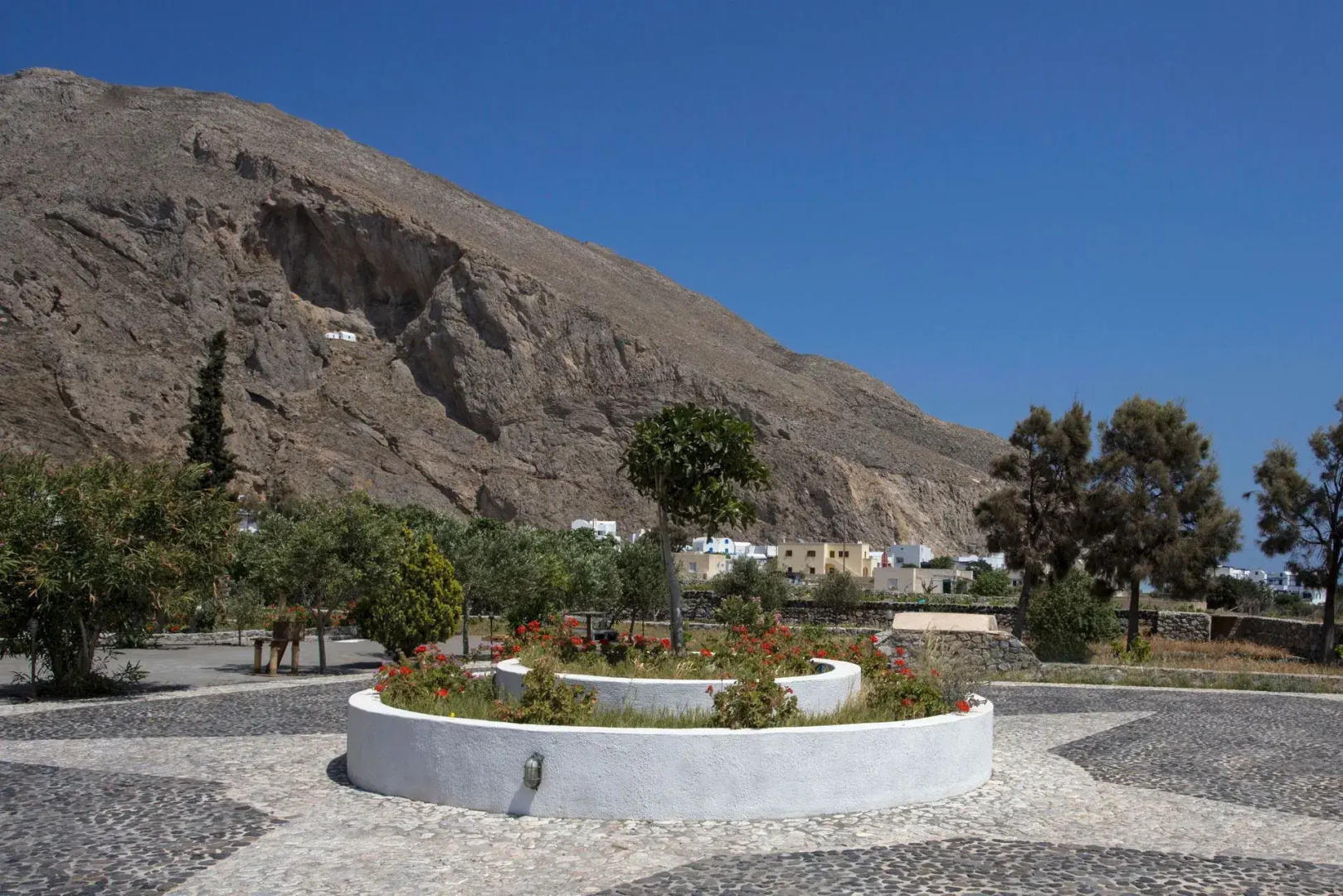 Foto - Birds Villa Apartments with Heated Pool - Including Car and Breakfast