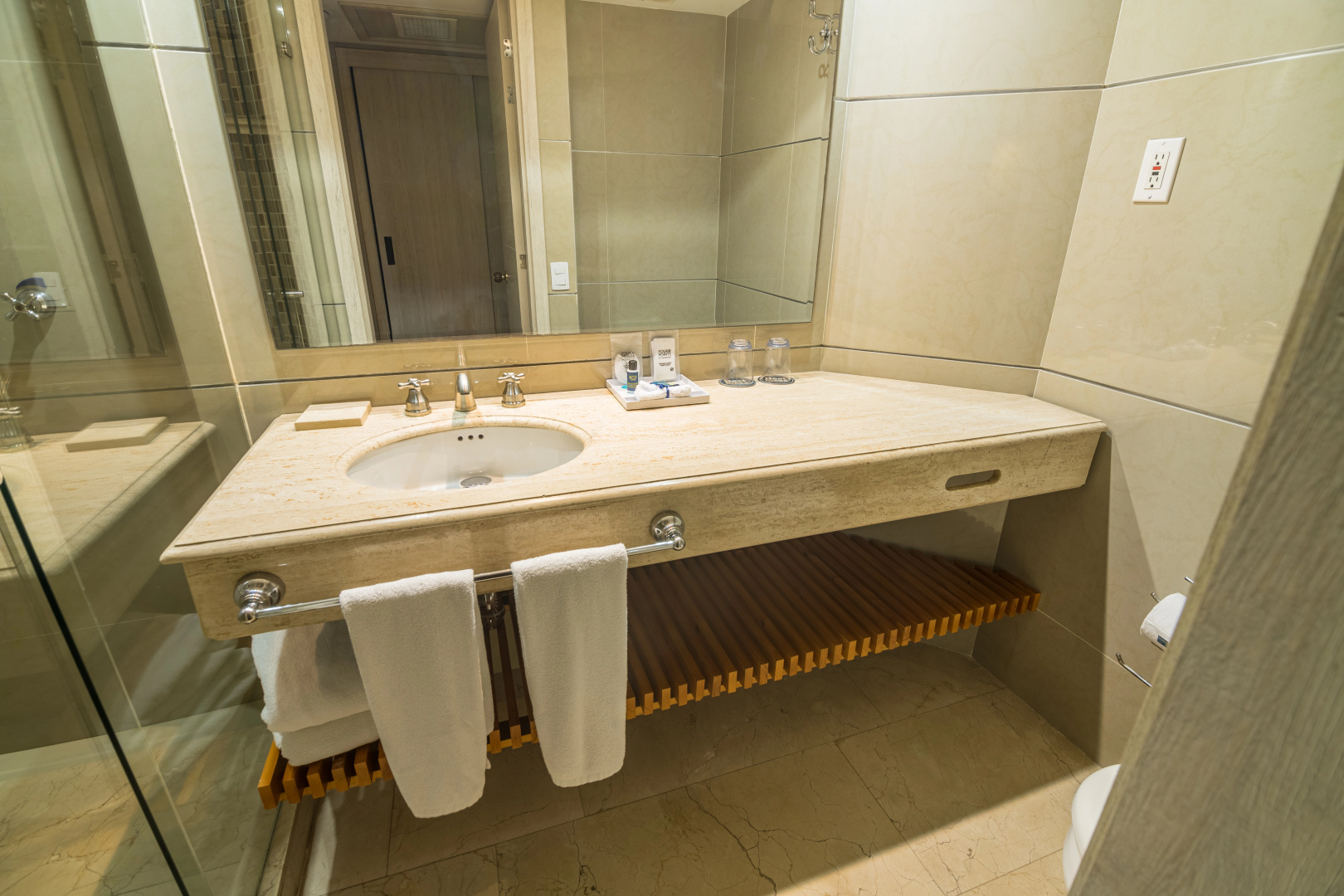 Photo - Four Points by Sheraton Medellin