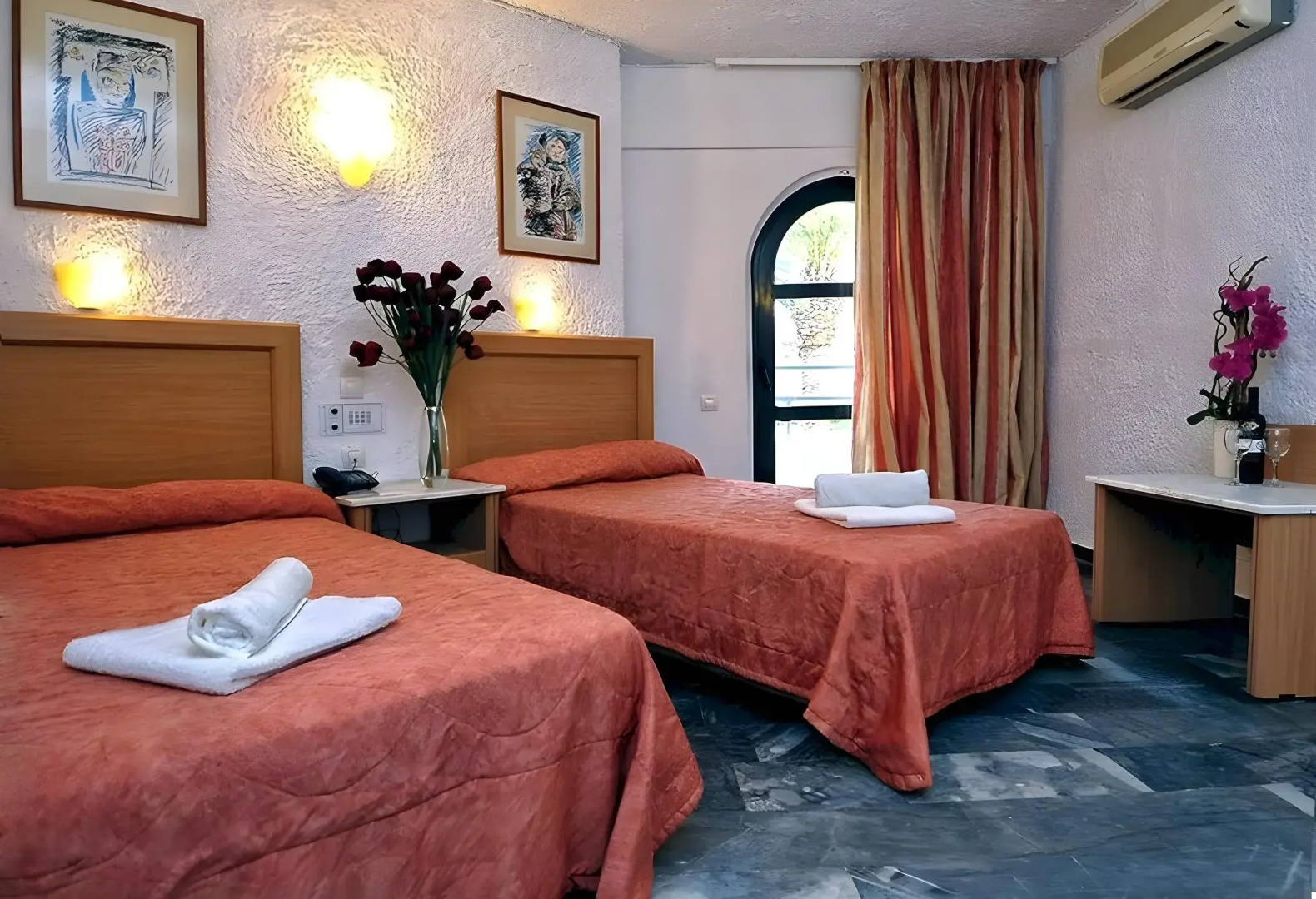 Foto - Karteros Hotel