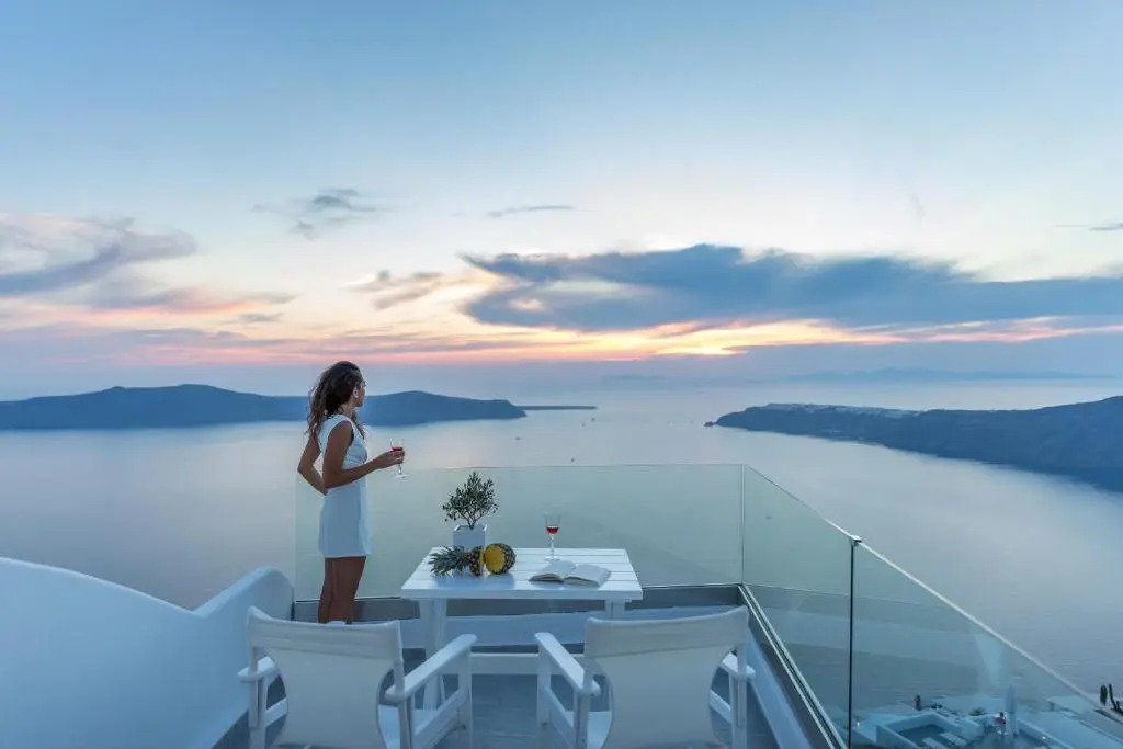 Photo - Unique Suites