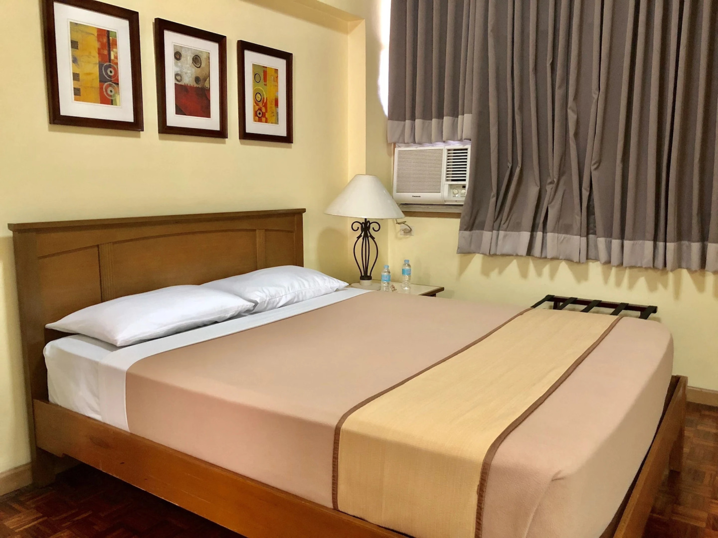 Foto - Tropicana Suites